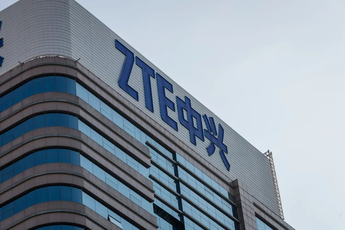 ���dͨӍ�ɷ����޹�˾